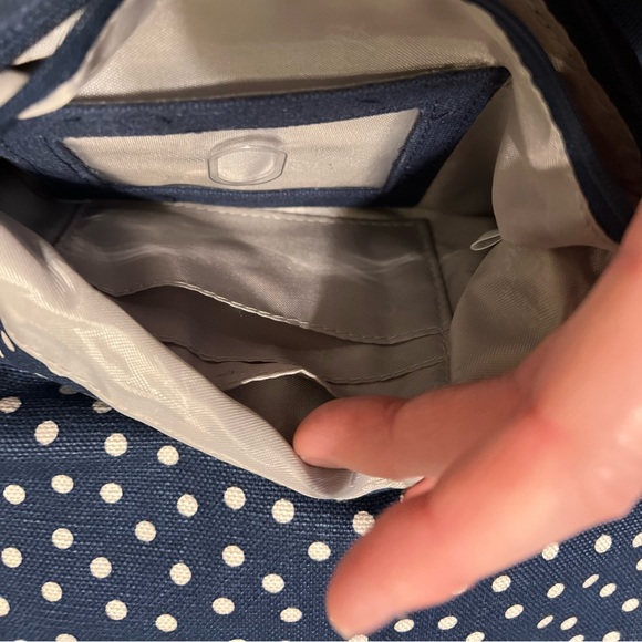 Crossbody - Picture 2 of 5